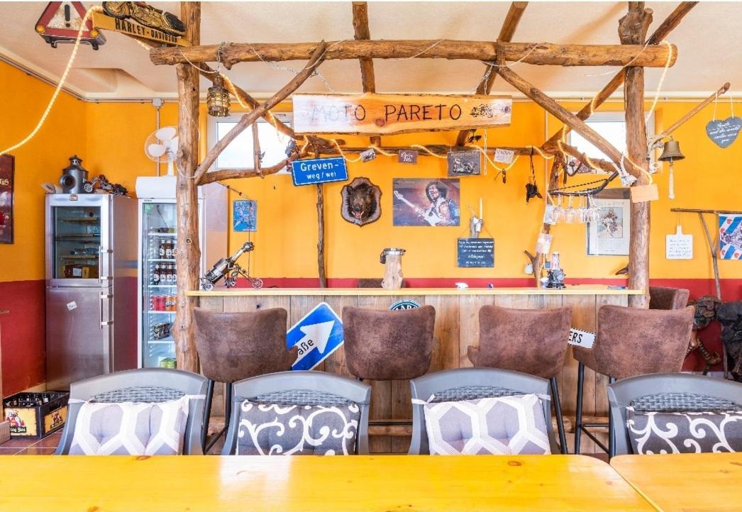 Moto Pareto B&B Екстериор снимка